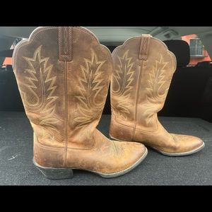 Ariat boots. Size 8.5